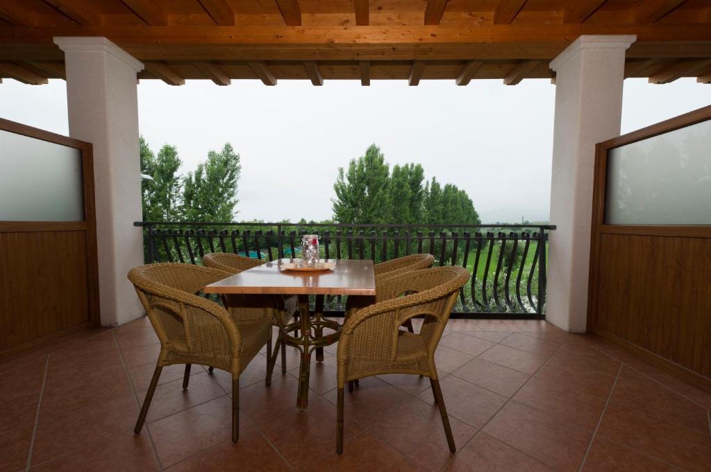 Locanda Ristorante Al Cardellino Μπαρντολίνο Εξωτερικό φωτογραφία