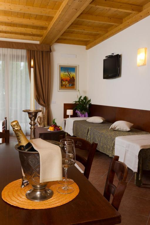 Locanda Ristorante Al Cardellino Μπαρντολίνο Εξωτερικό φωτογραφία